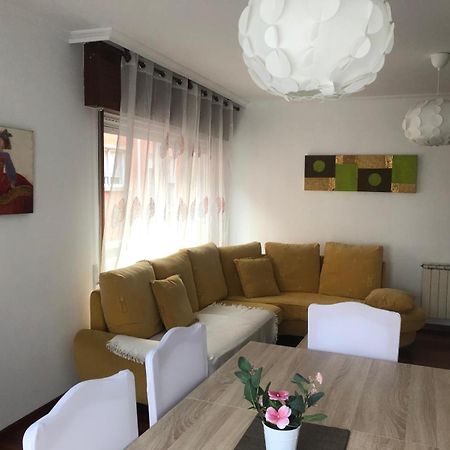Apartamento Xacobe Grove, 120 Metros Totalmente Equipado, Luminoso, Centrico Y Con Plaza De Garaje O Grove Exterior foto